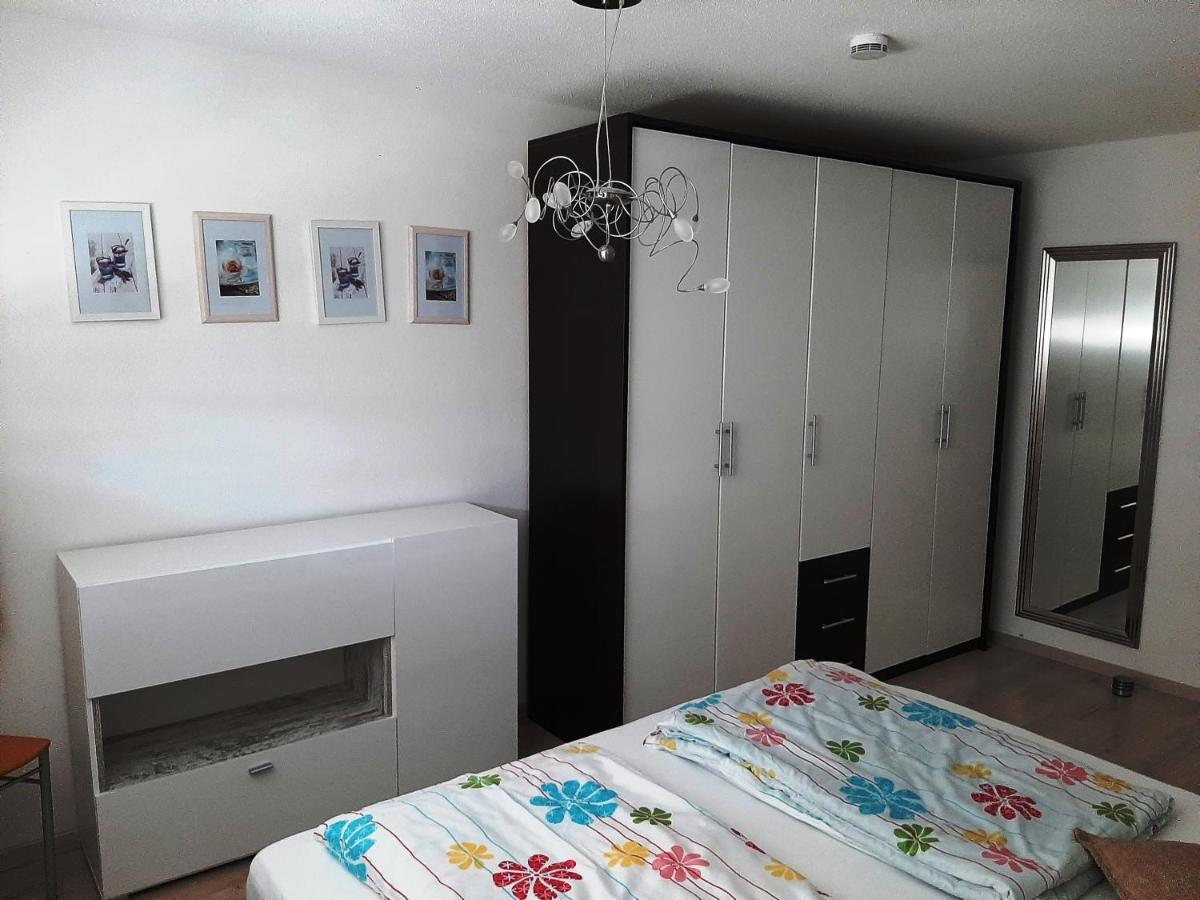 Jollen Apartments Friedrichshafen Room photo